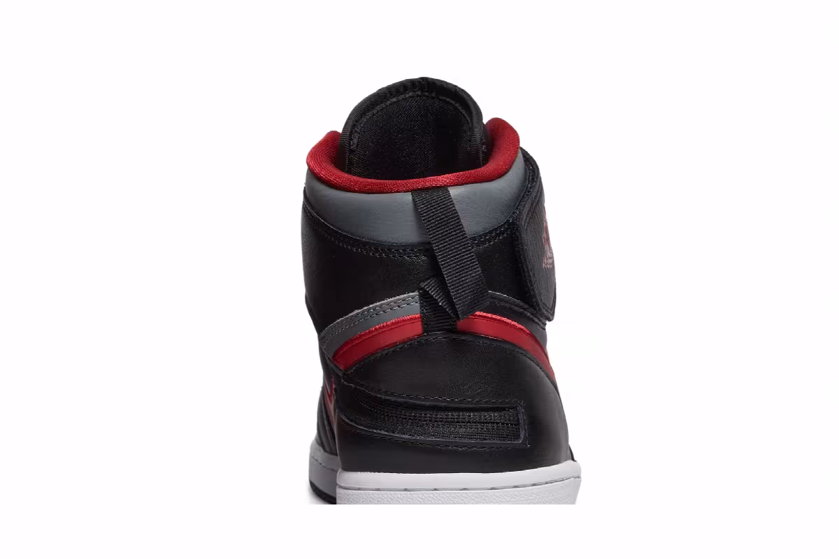 Air Jordan 1 High FlyEase Smoke Grey Gym Red, view 8
