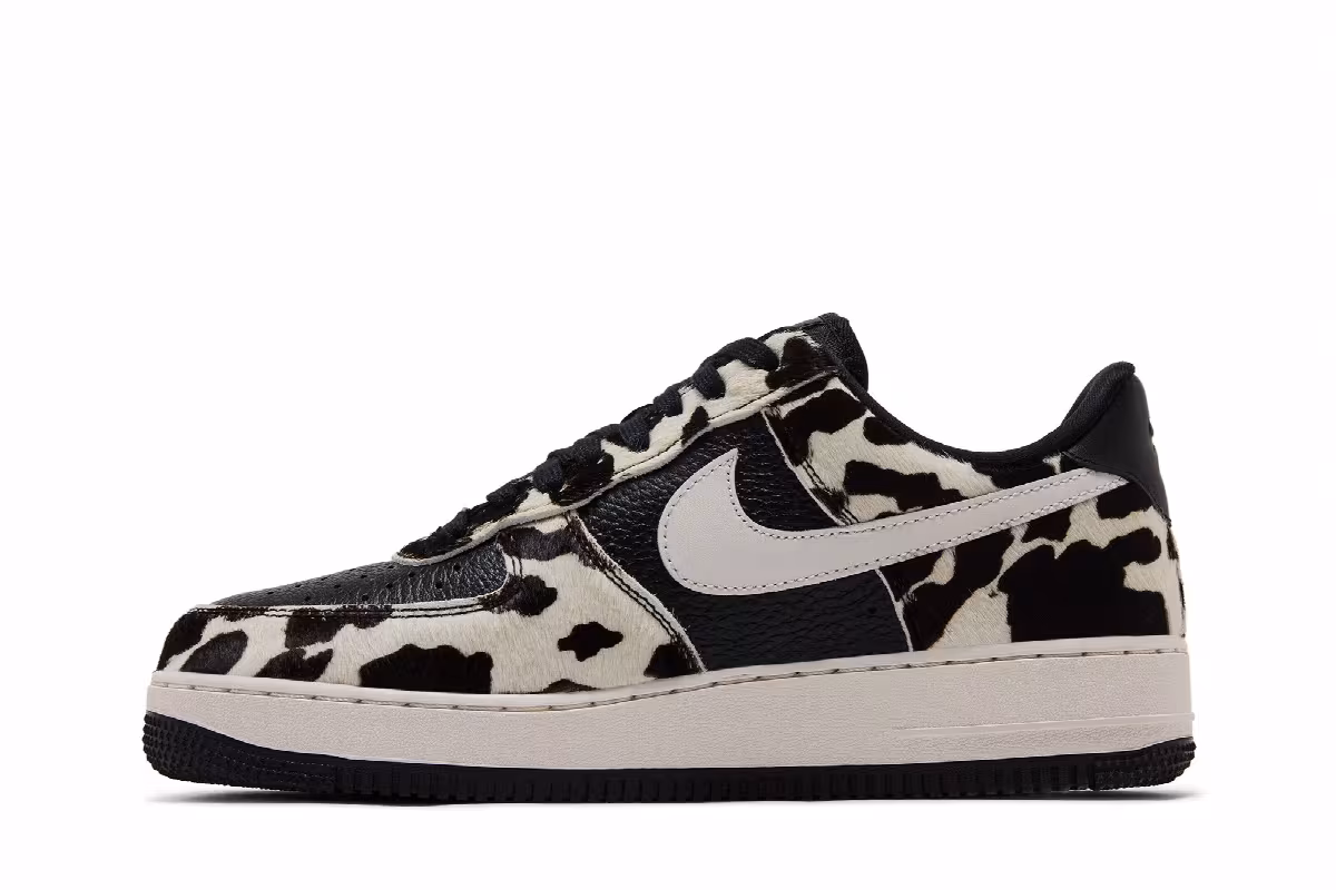 Nike Women's Air Force 1 Low Cow Print Black, view 4