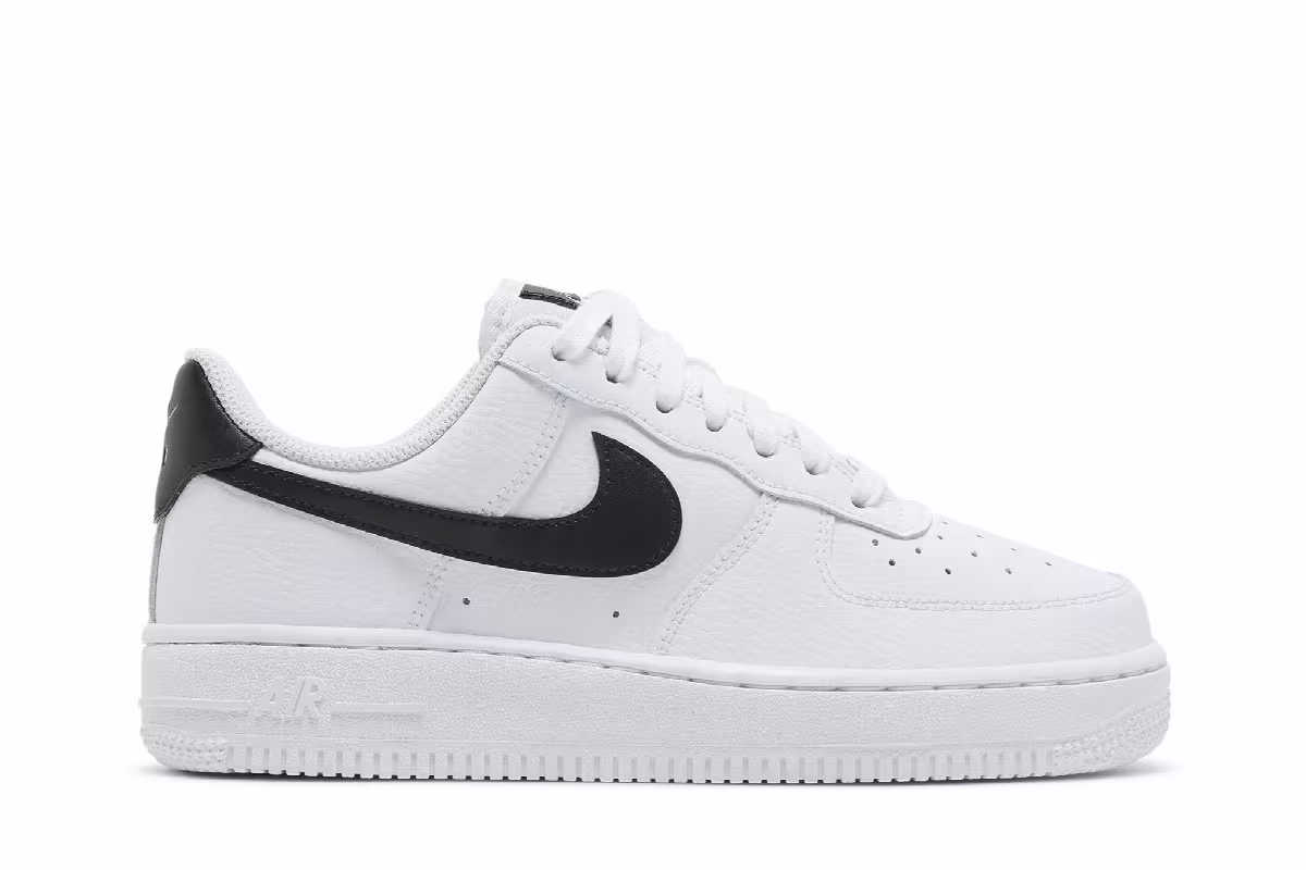 Nike Women's Air Force 1 White Black, view 2