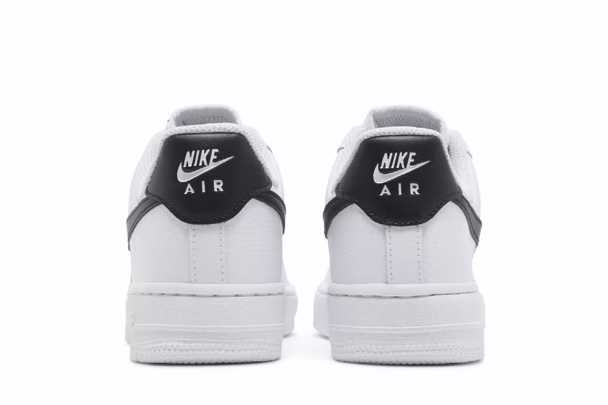 Nike Women's Air Force 1 White Black, view 7