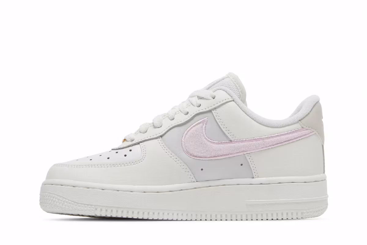 Nike Women's Air Force 1 White Regal Pink, view 4