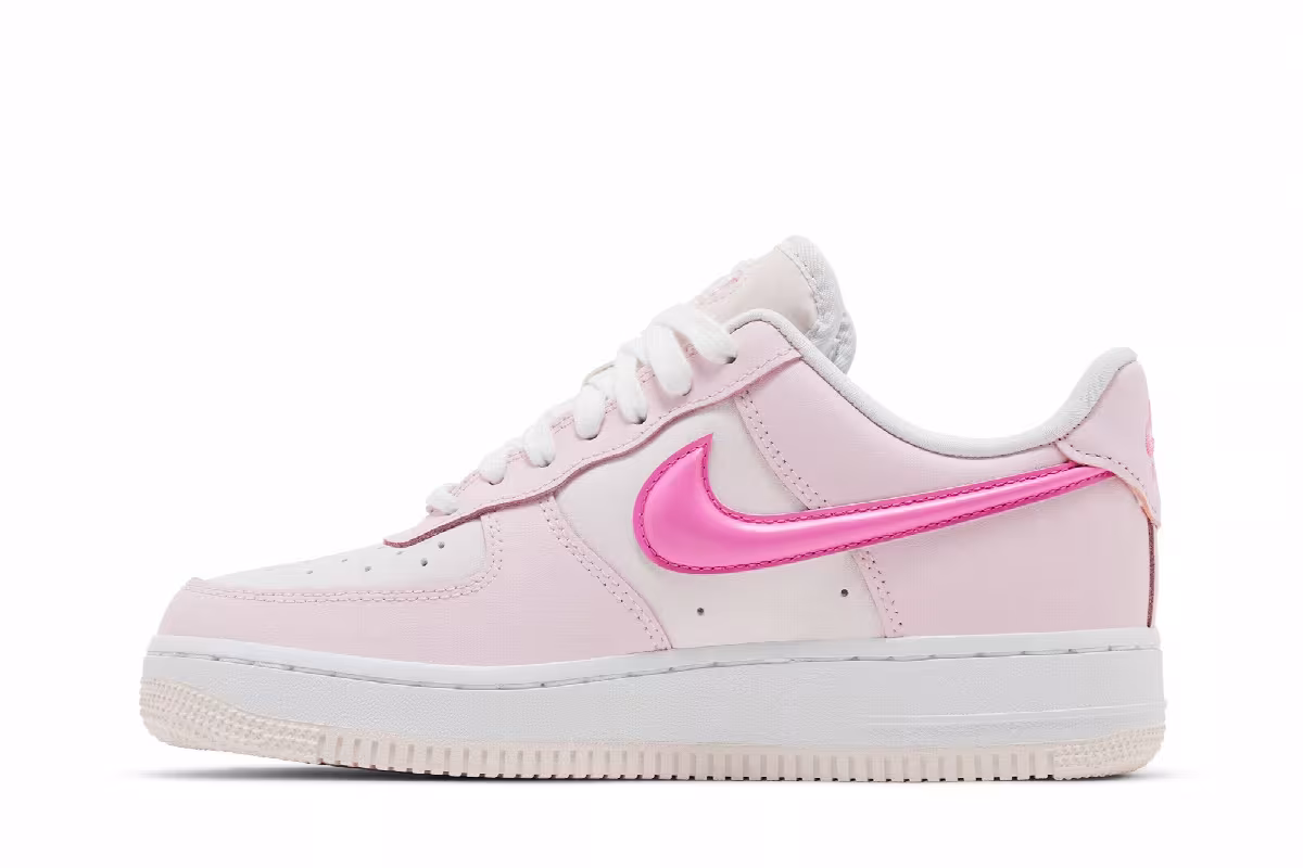 Nike Women's Air Force 1 Paw Print, view 4