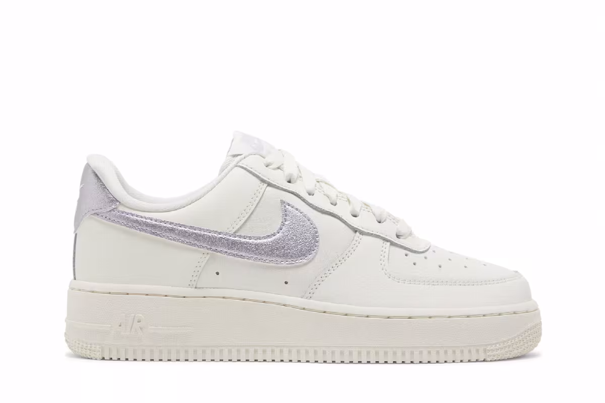Nike Women's Air Force 1 Low Sail Oxygen Purple, view 2