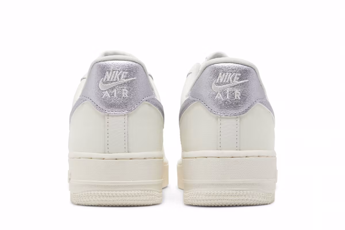 Nike Women's Air Force 1 Low Sail Oxygen Purple, view 7