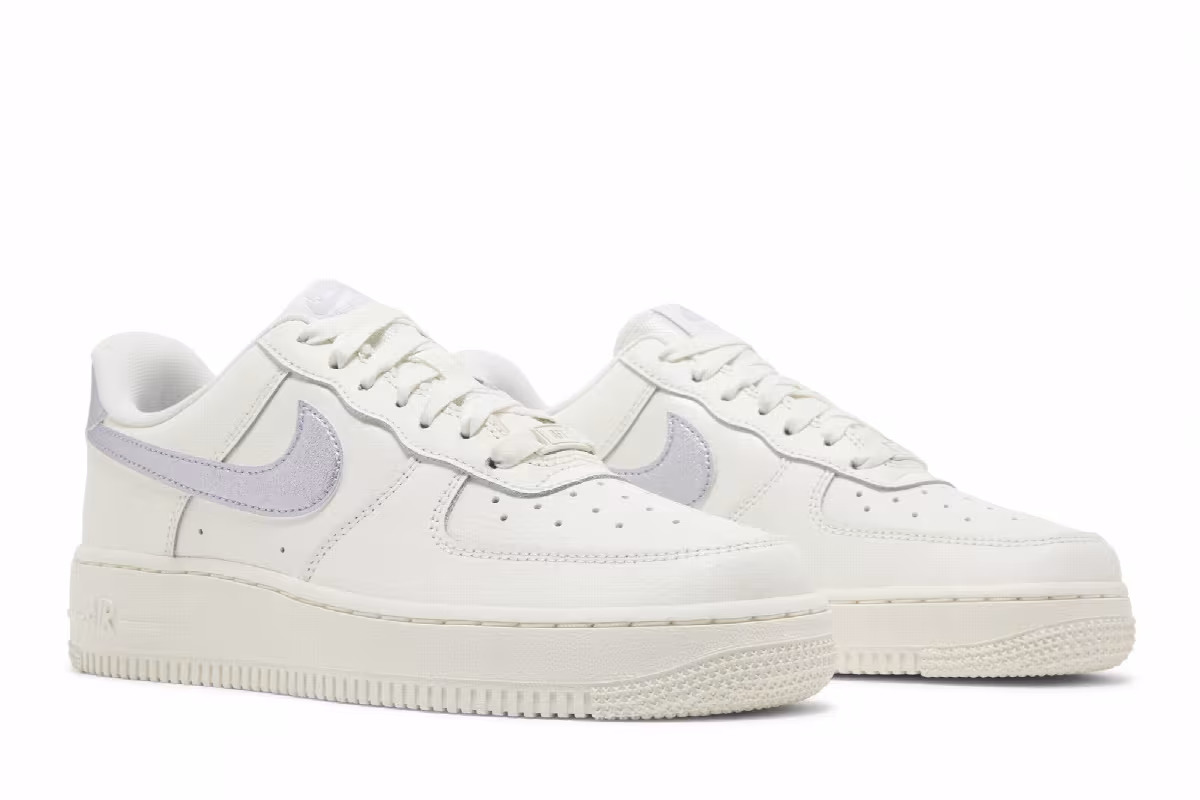Nike Women's Air Force 1 Low Sail Oxygen Purple, view 9