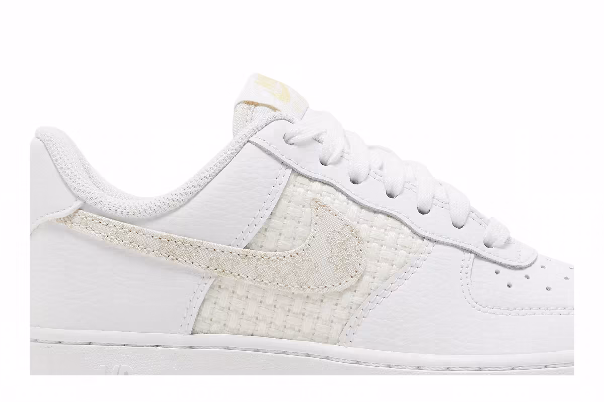 Nike Women's Air Force 1 Flower Swoosh, view 3