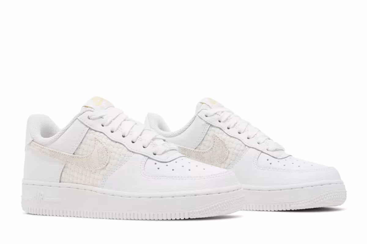Nike Women's Air Force 1 Flower Swoosh, view 9