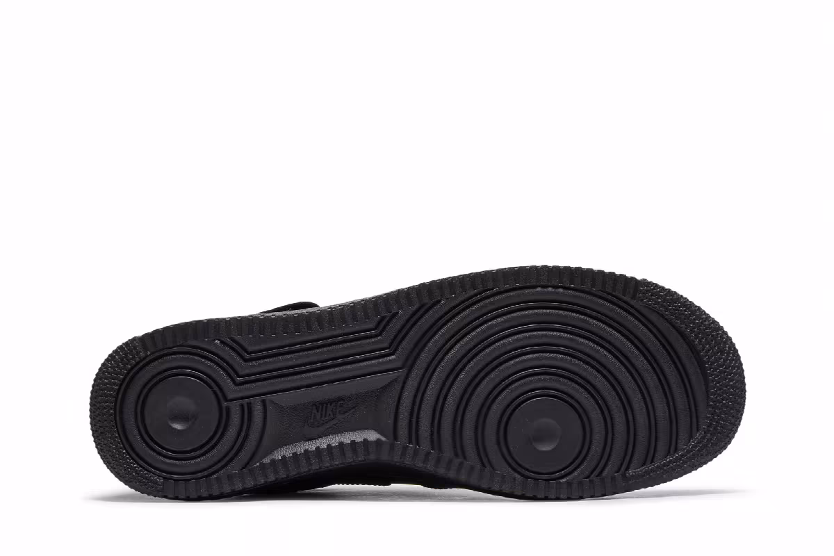Nike Women's Air Force 1 Black, view 5