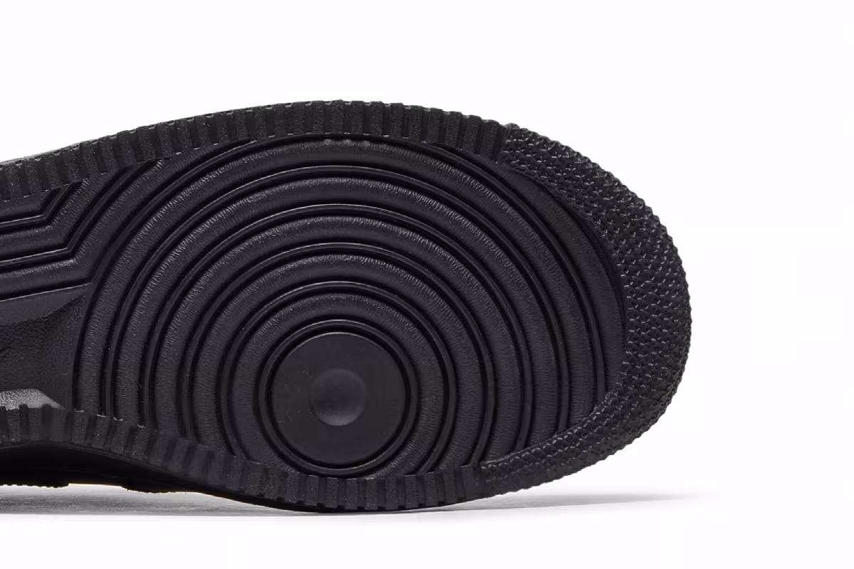 Nike Women's Air Force 1 Black, view 6