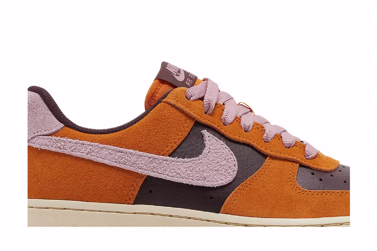 Nike Women's Air Force 1 Magma Orange, view 3