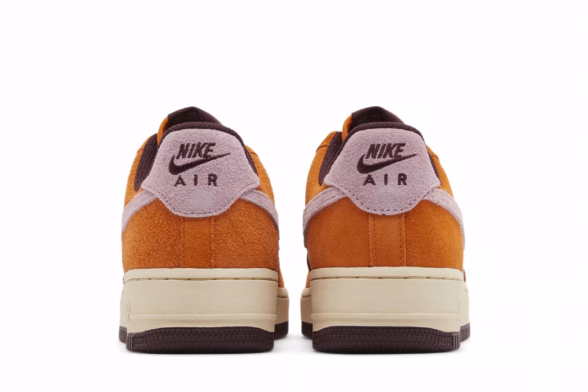 Nike Women's Air Force 1 Magma Orange, view 7