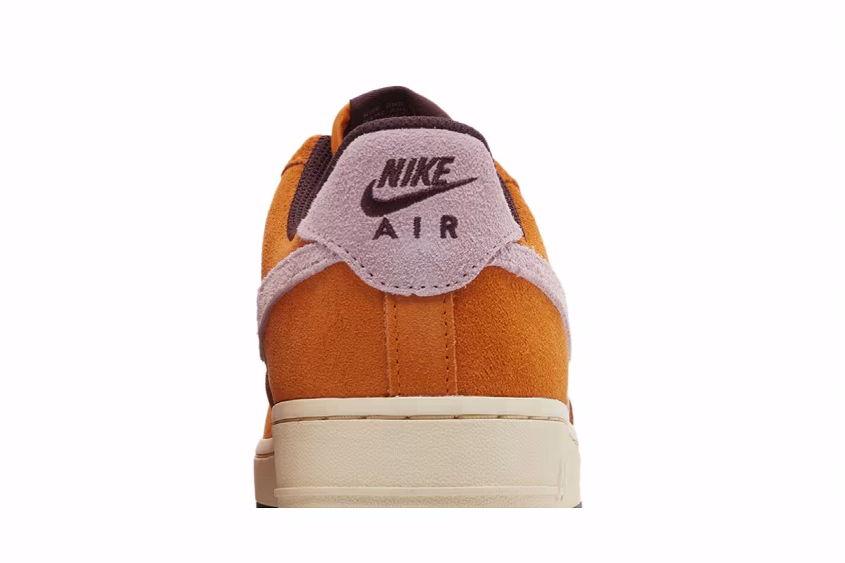 Nike Women's Air Force 1 Magma Orange, view 8