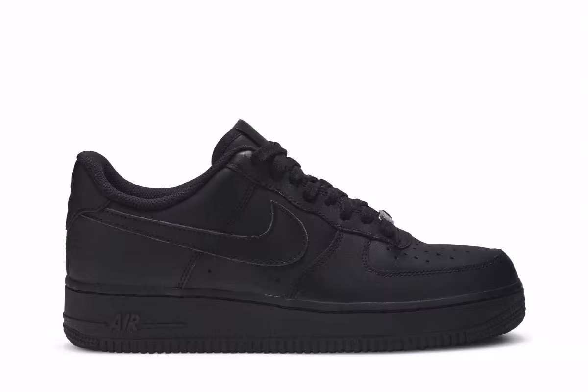 Nike Women's Air Force 1 Black, view 2