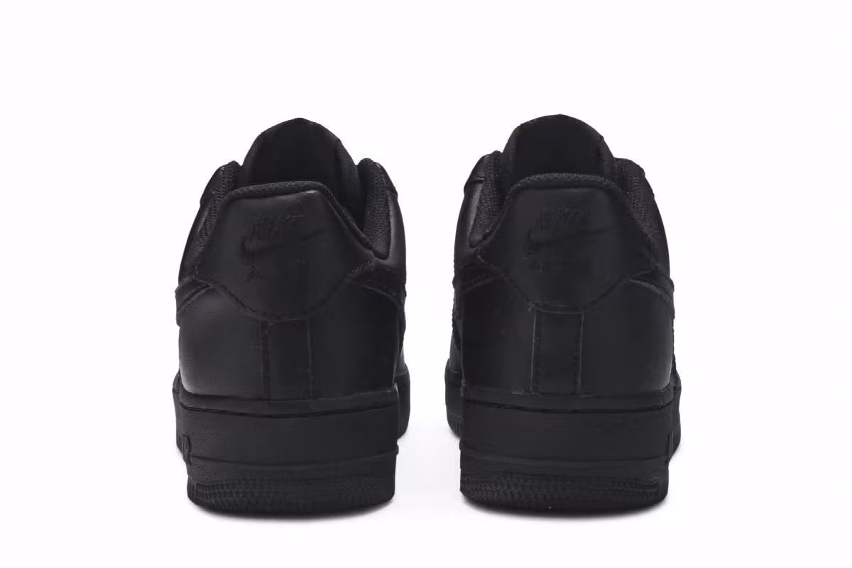 Nike Women's Air Force 1 Black, view 7