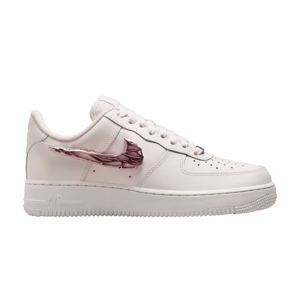Nike Women's Air Force 1 Molten Metal Swoosh Pack - Pink