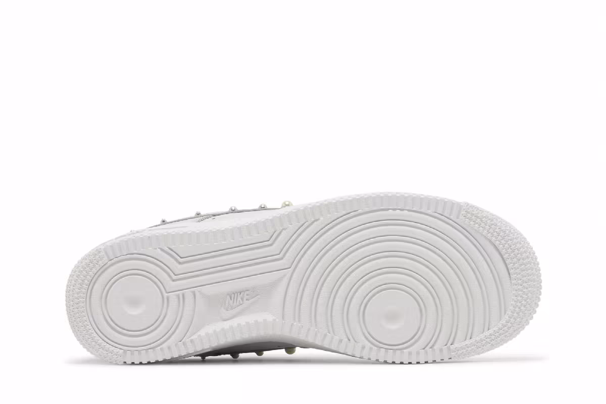 Nike Women's Air Force 1 07 SE Pearl Swoosh - Pure Platinum, view 5