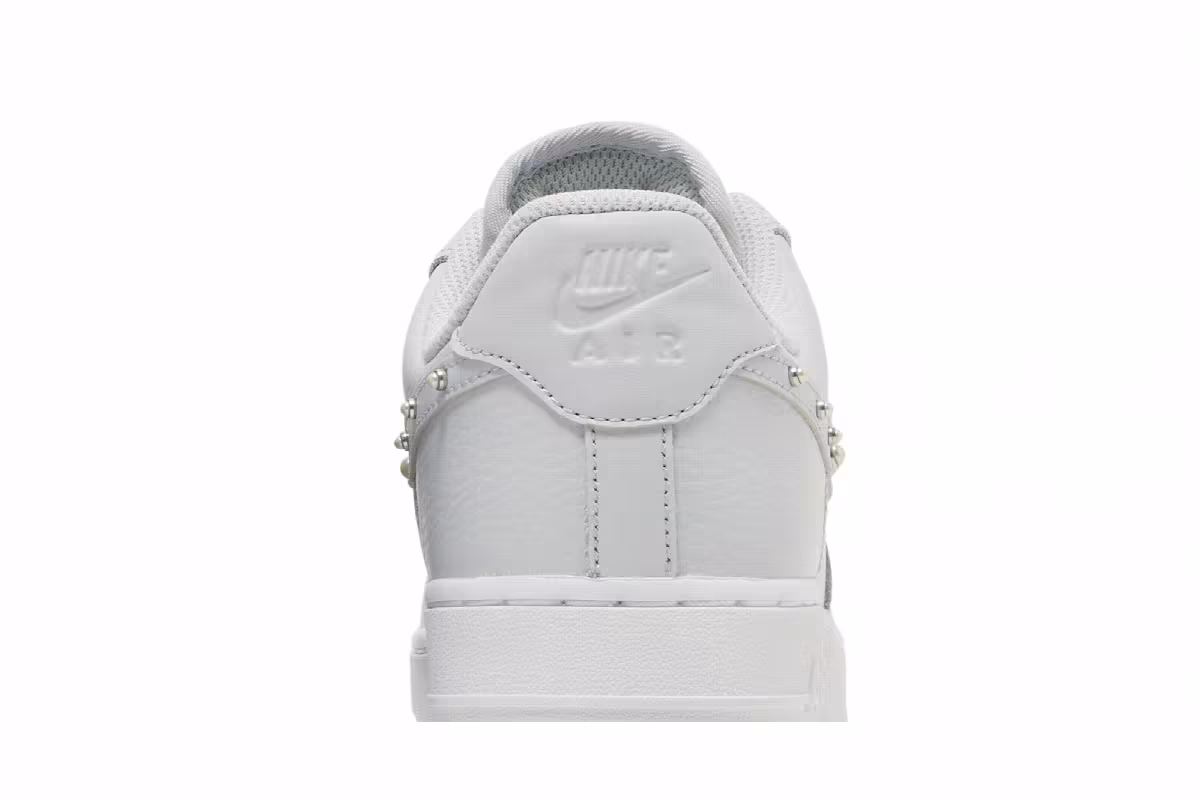 Nike Women's Air Force 1 07 SE Pearl Swoosh - Pure Platinum, view 8