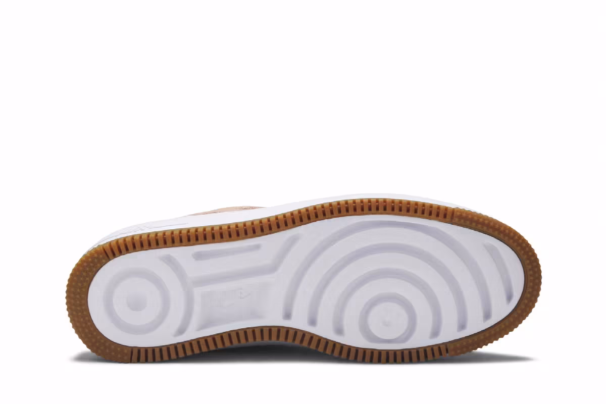 Nike Women's Air Force 1 Sage Low Bio Beige, view 5