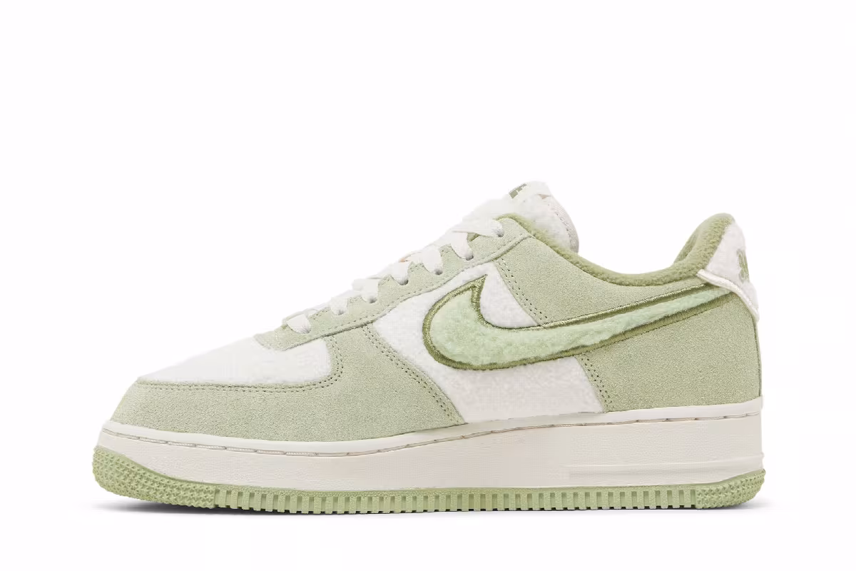 Nike Women's Air Force 1 Fleece - Honeydew, view 4