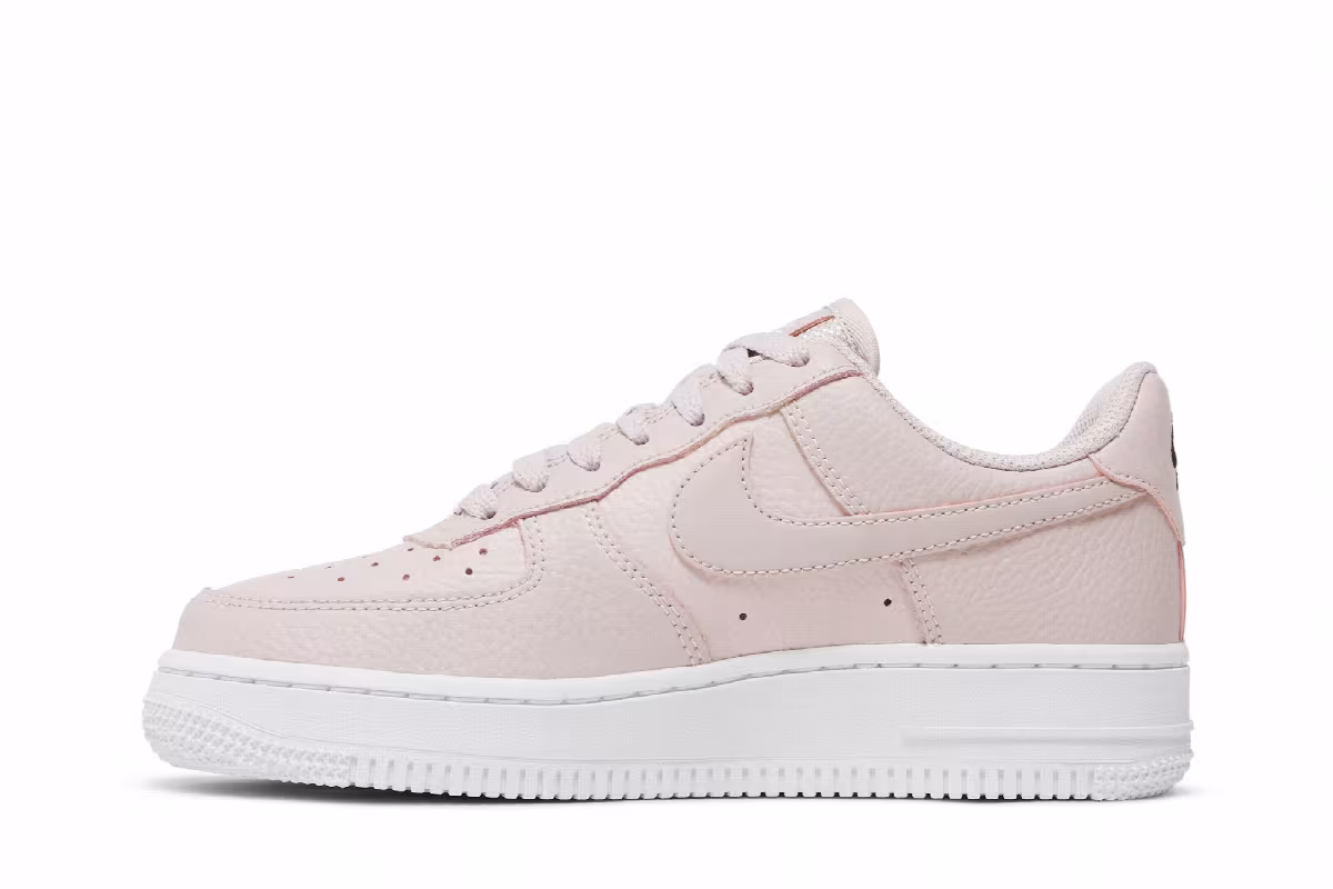 Nike Women's Air Force 1 Platinum Violet, view 4