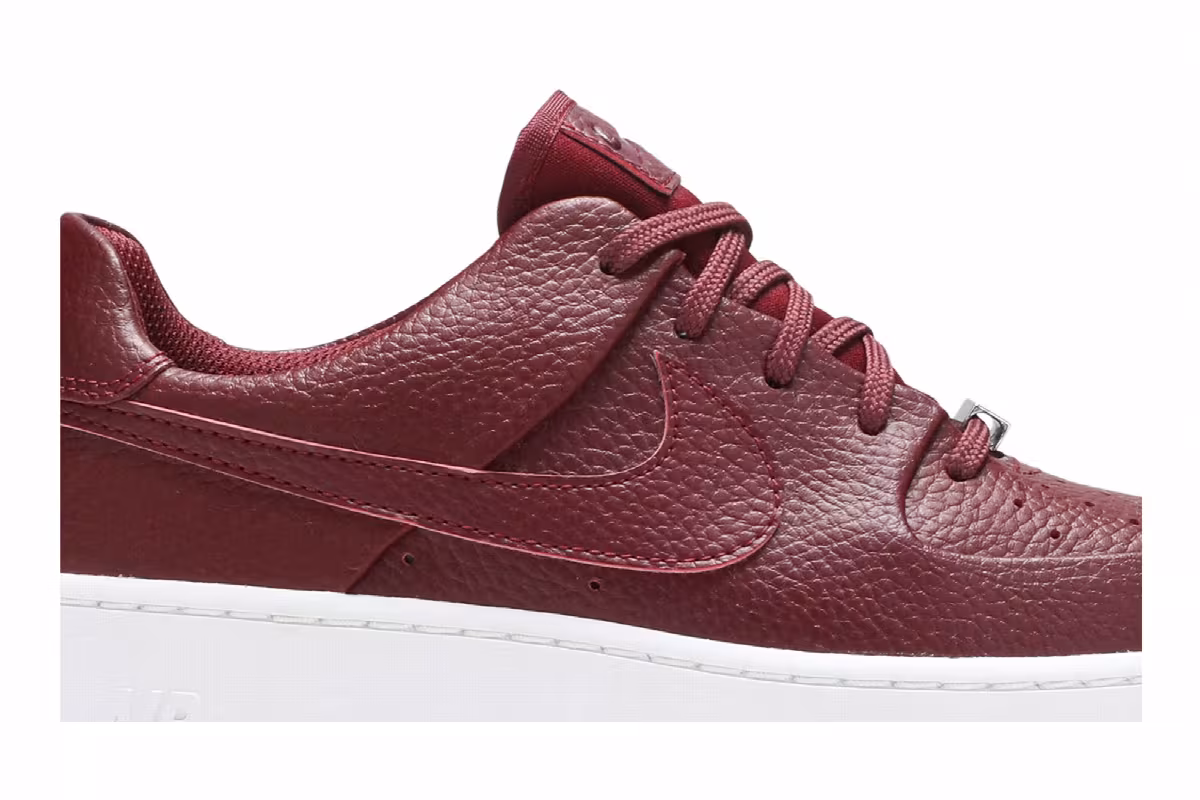 Nike Women's Air Force 1 Sage Low Team Red, view 3