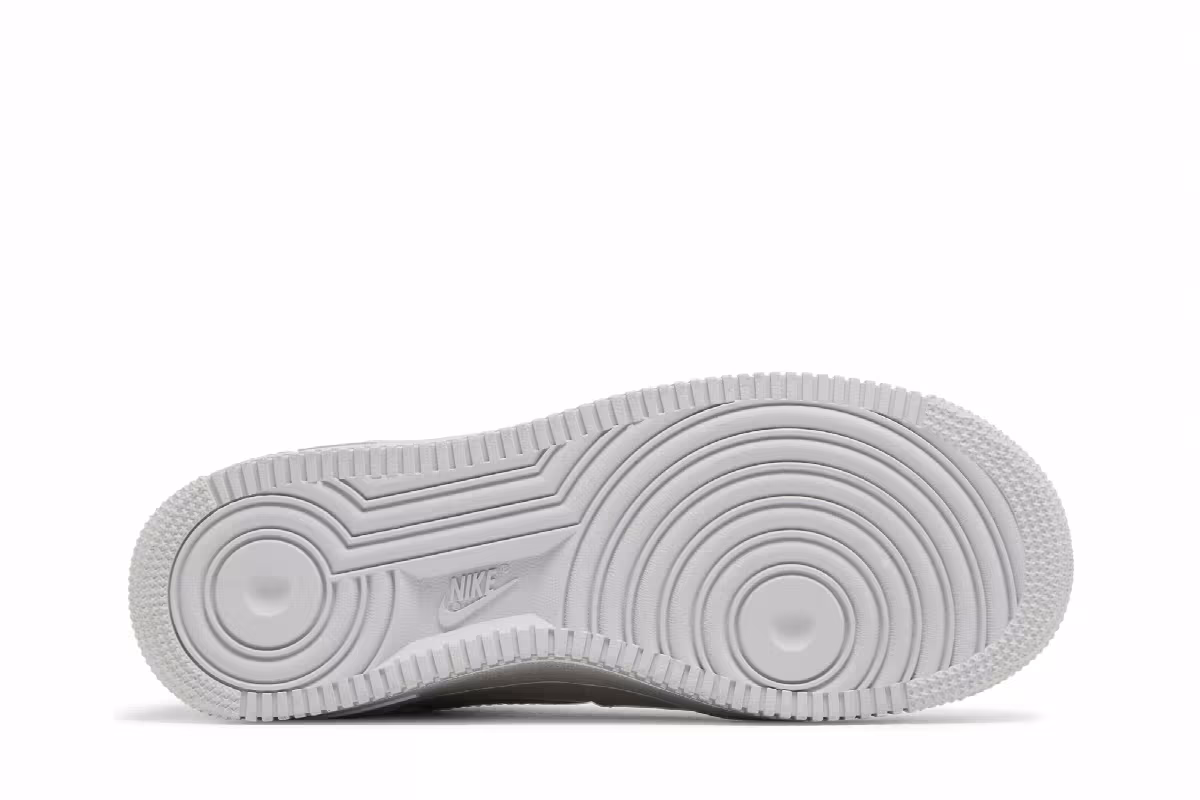 Nike Women's Air Force 1 Low Gold Silver, view 5