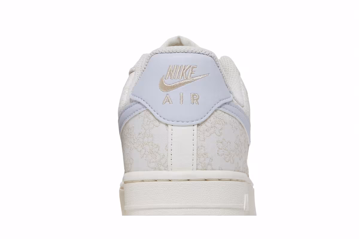 Nike Women's Air Force 1 Floral Embroidery, view 8