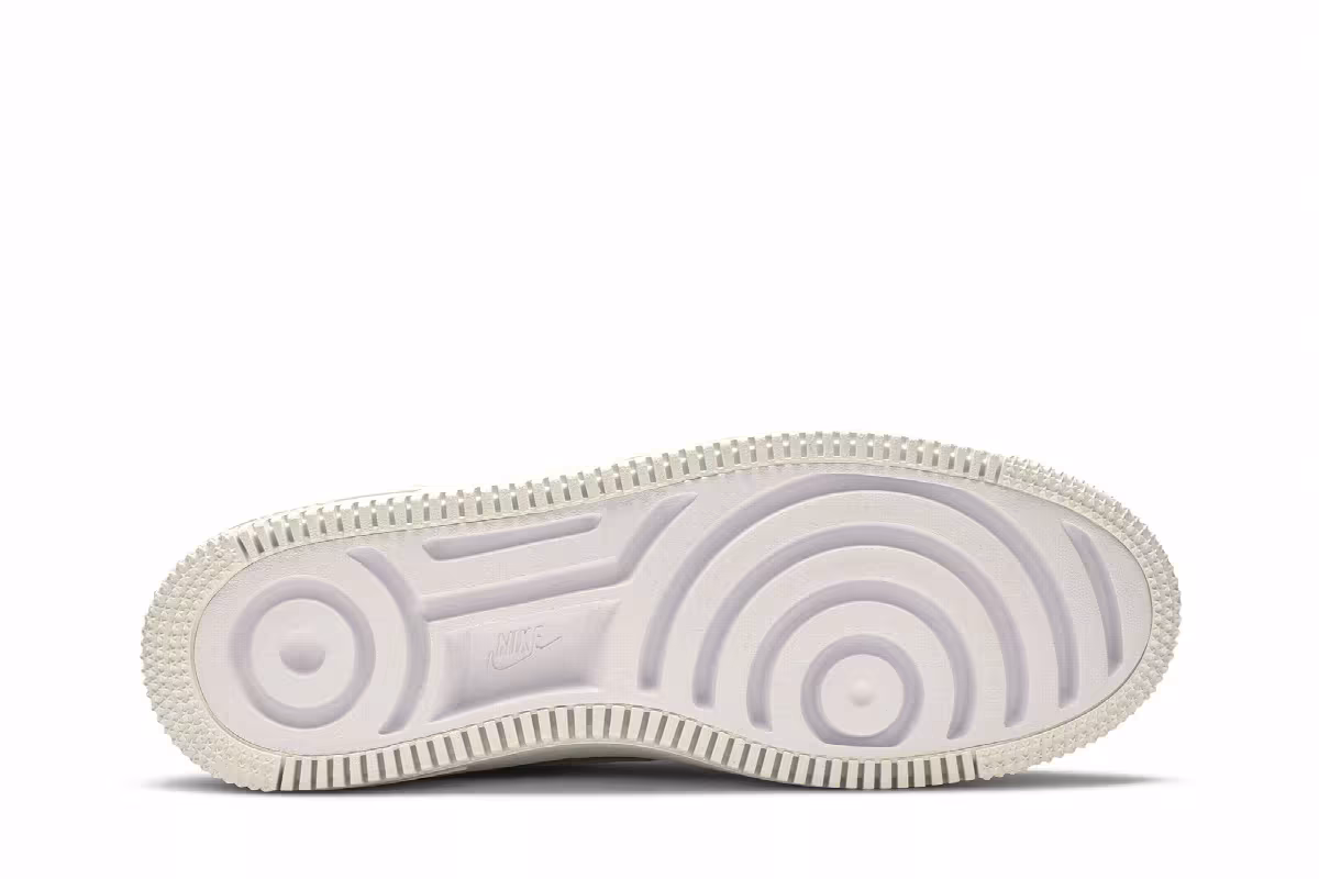 Nike Women's Air Force 1 Sage Low Celery, view 5