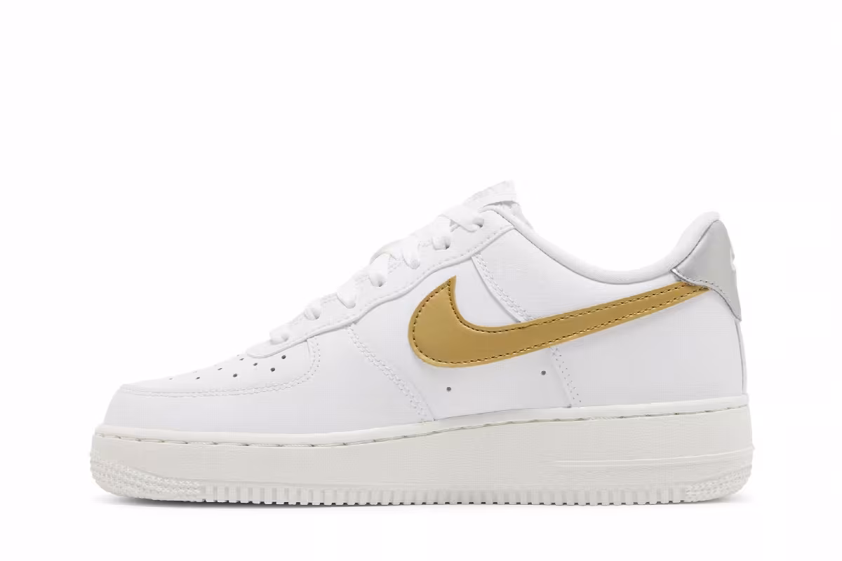 Nike Women's Air Force 1 White Metallic Gold, view 4