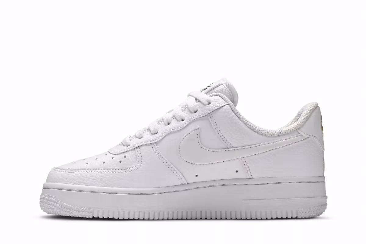 Nike Women's Air Force 1 White Metallic Gold, view 4