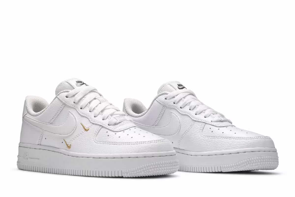 Nike Women's Air Force 1 White Metallic Gold, view 9