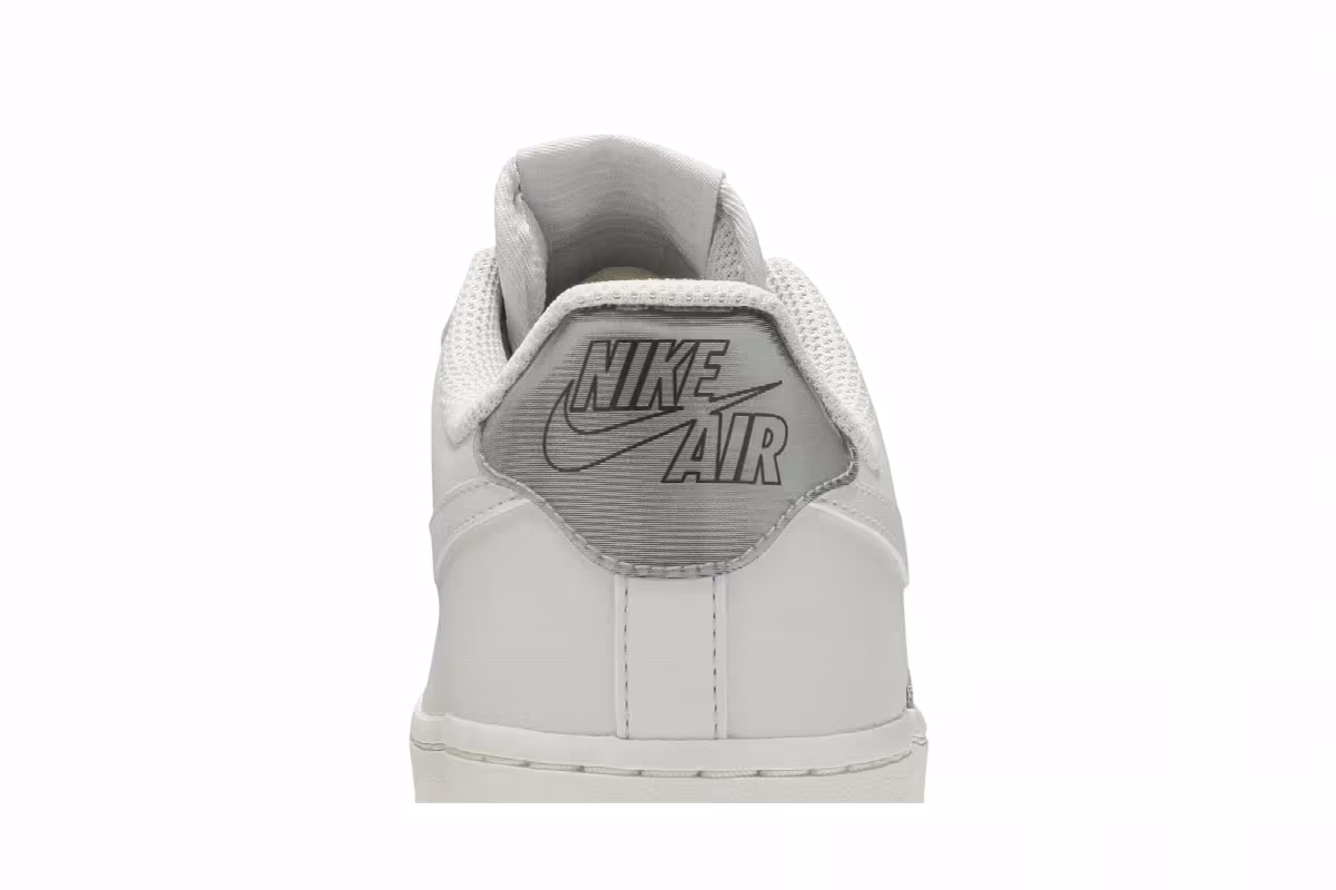 Nike Women's Air Force 1 Platinum Tint, view 8