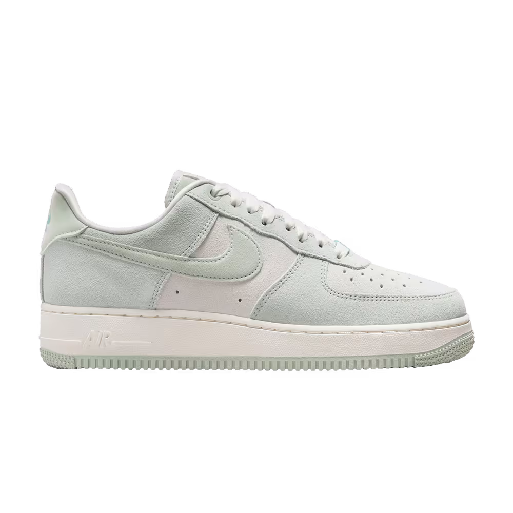 Nike Women's Air Force 1 Low Spruce Aura Pistachio Frost