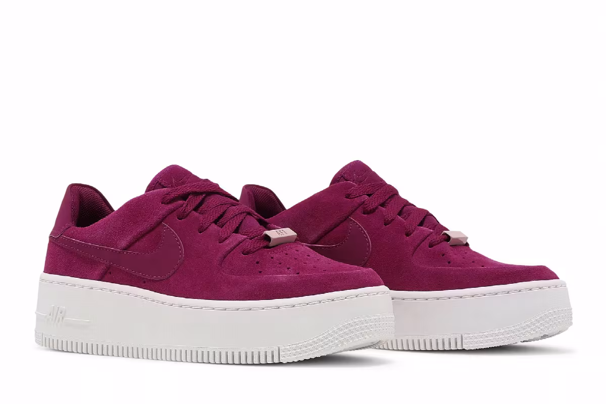 Nike Women's Air Force 1 Sage Low True Berry, view 9