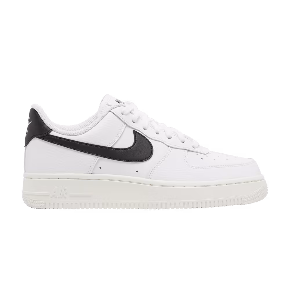 Nike Women's Air Force 1 White Black