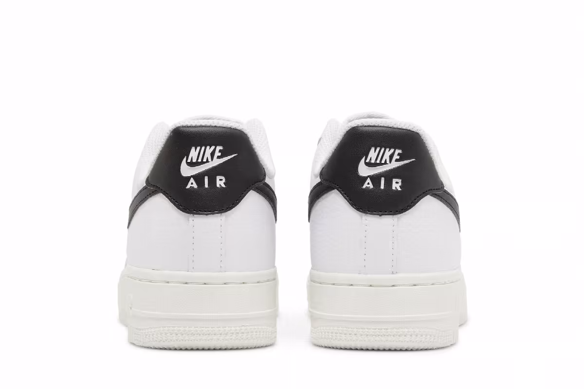 Nike Women's Air Force 1 White Black, view 7