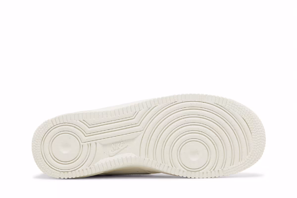 Nike Women's Air Force 1 White Mica Green, view 5