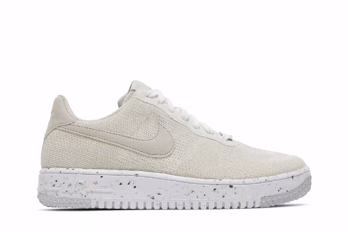 Nike Women's Air Force 1 Crater Flyknit Light Cream, view 2