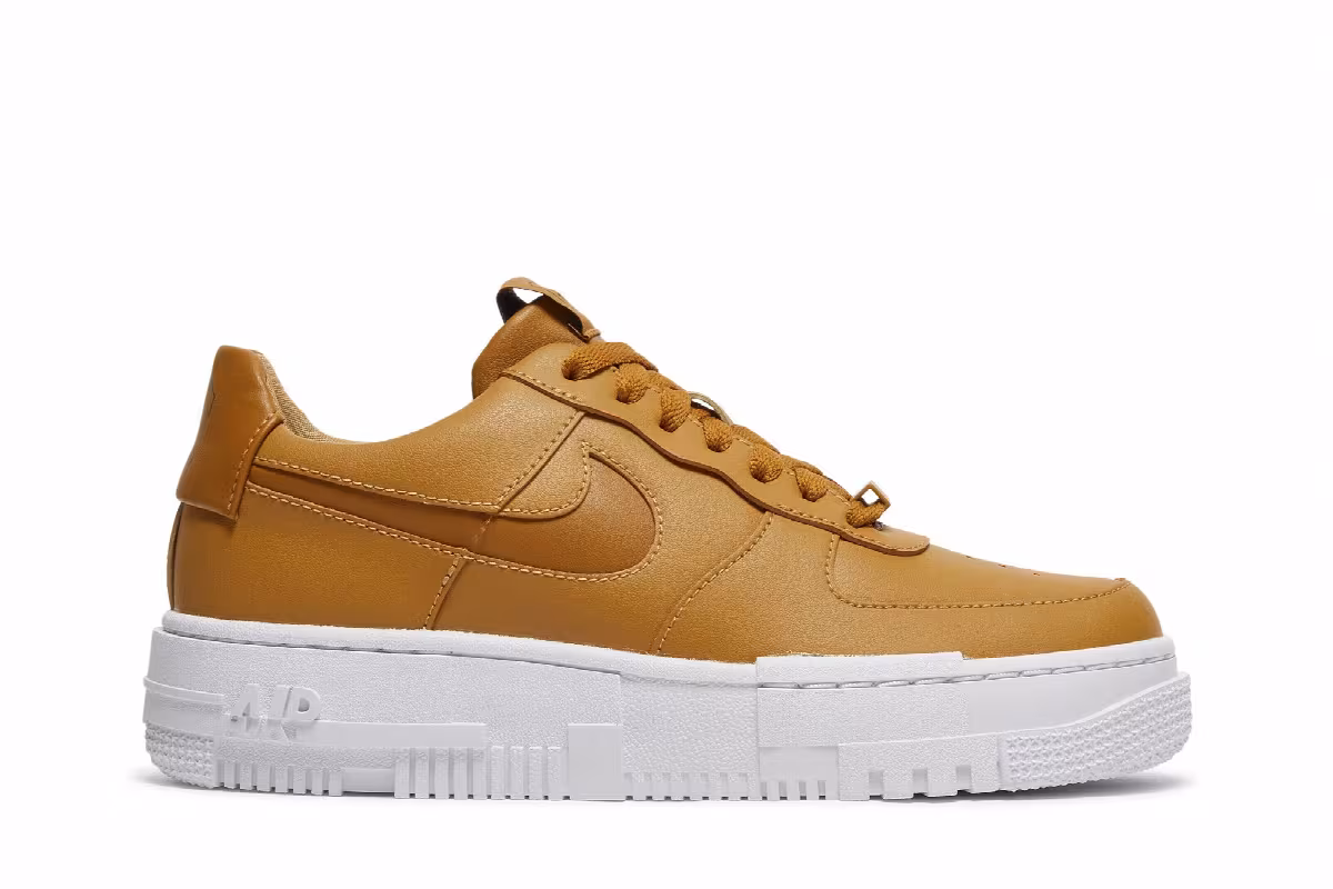 Nike Women's Air Force 1 Pixel Wheat, view 2