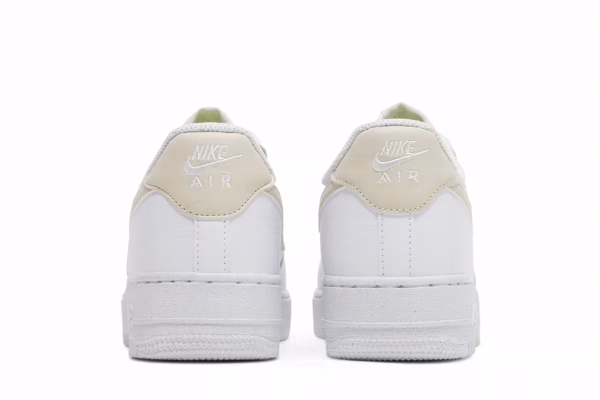 Nike Women's Air Force 1 Light Orewood Brown, view 7