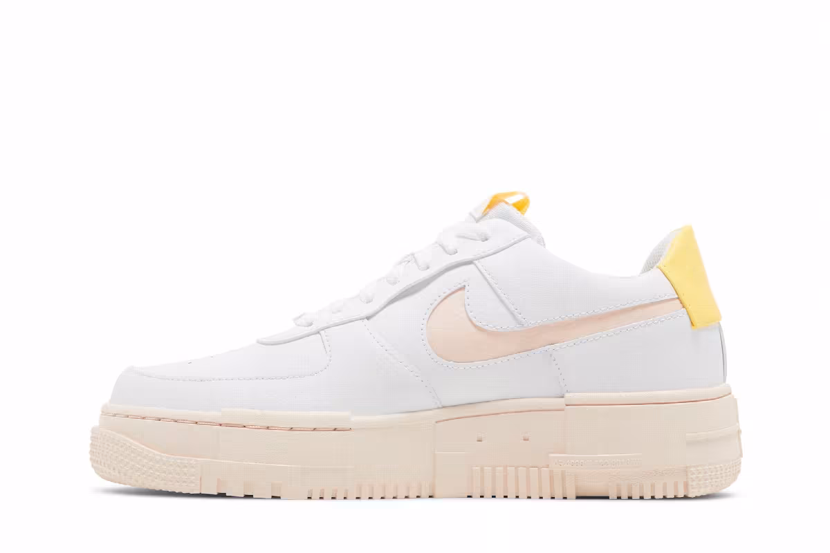 Nike Women's Air Force 1 Pixel Arctic Orange, view 4