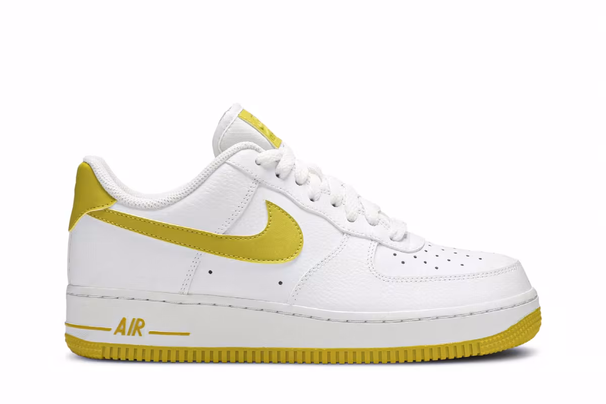 Nike Women's Air Force 1 Low Bright Citron, view 2