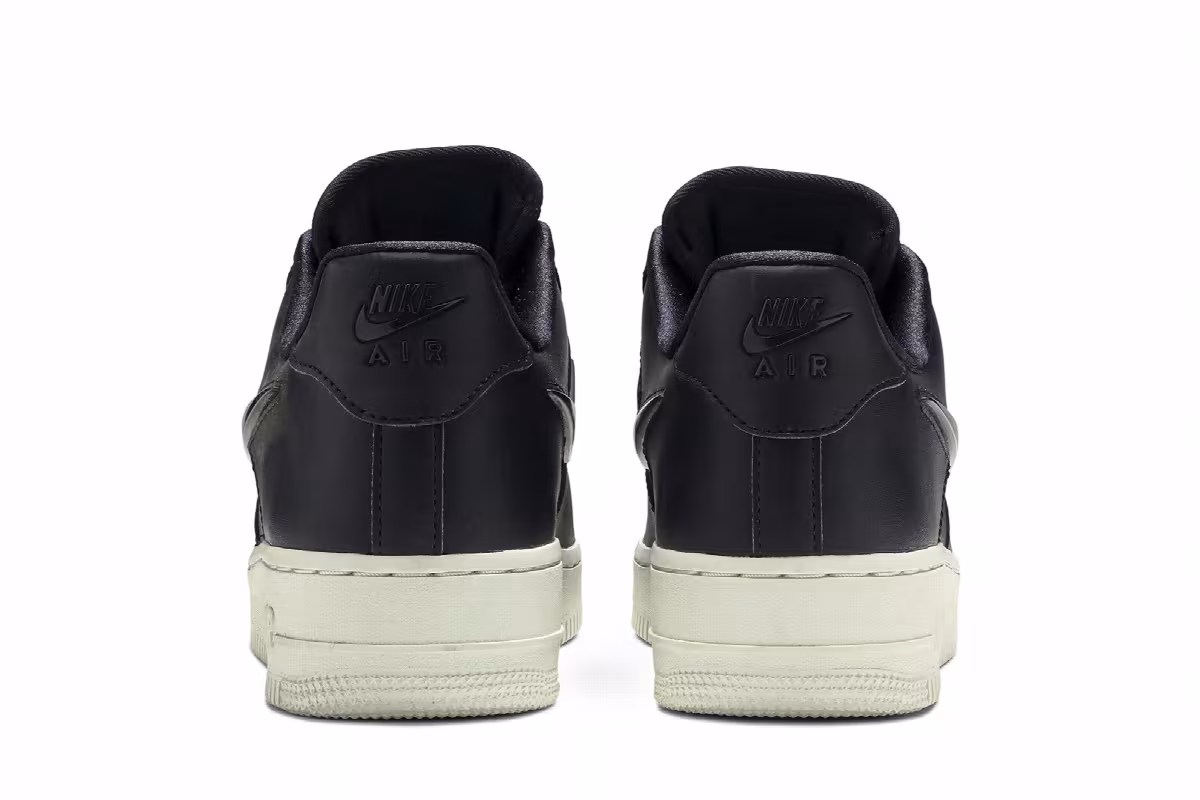 Nike Women's Air Force 1 Low SE Premium Oil Grey, view 7
