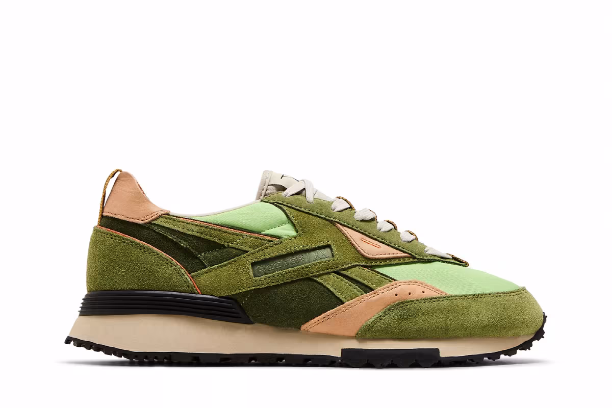 Hunter x Hunter x Reebok LX2200 Gon, view 2