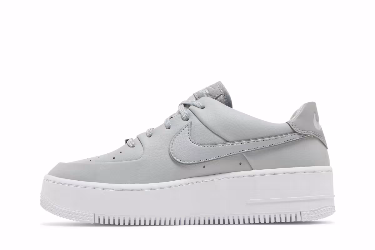 Nike Women's Air Force 1 Sage Low Light Smoke Grey, view 4