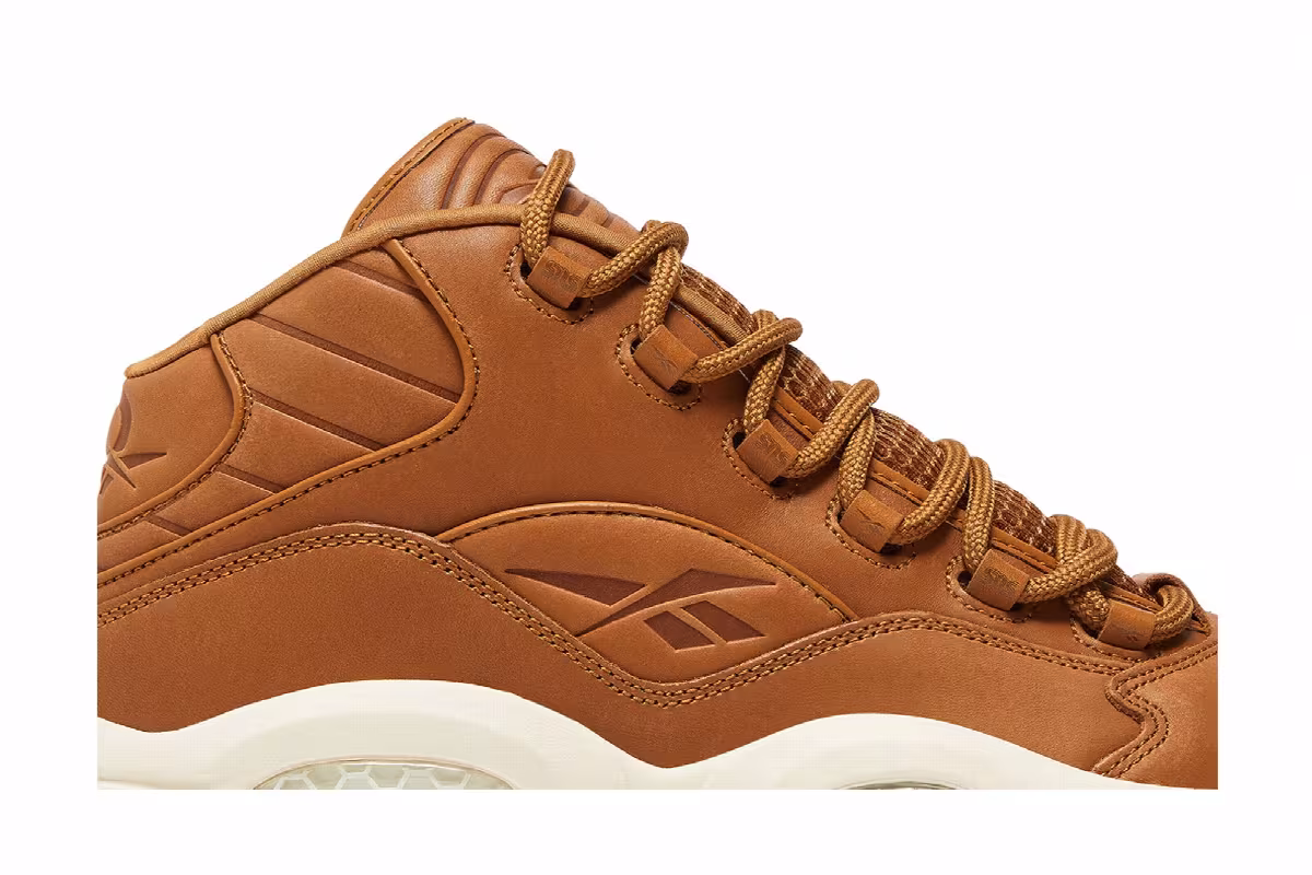 Sneakersnstuff x Reebok Question Mid AI, view 3