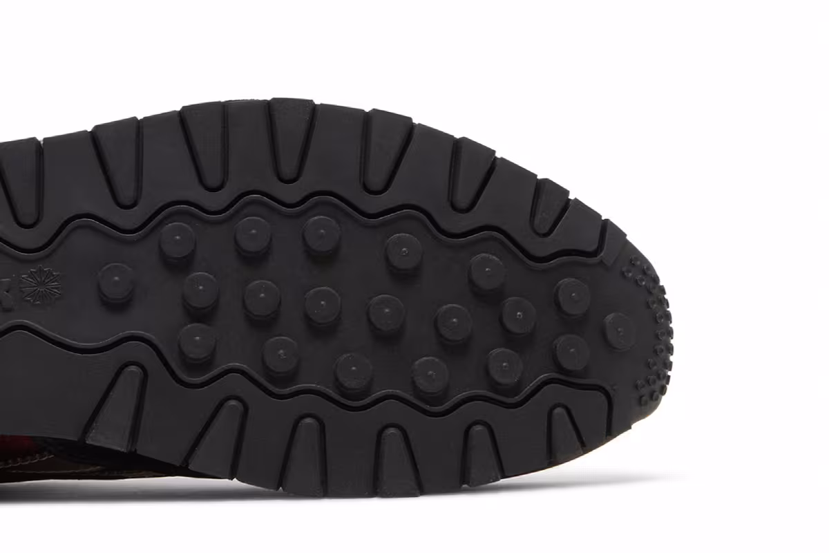 Anuel AA x Reebok Classic Leather The Sky Above The Street, view 6