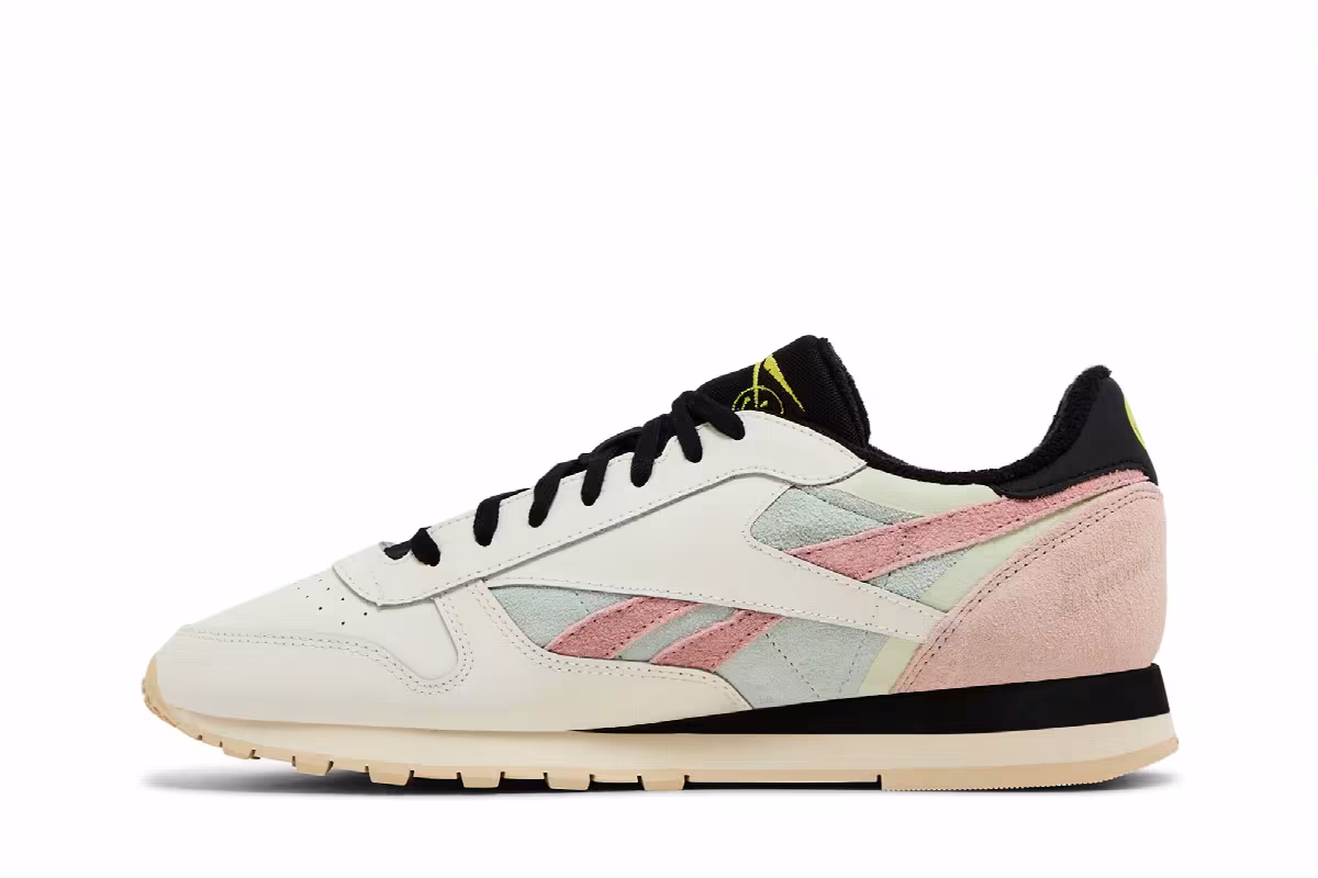 Smiley x Reebok Classic Leather 50th Anniversary, view 4
