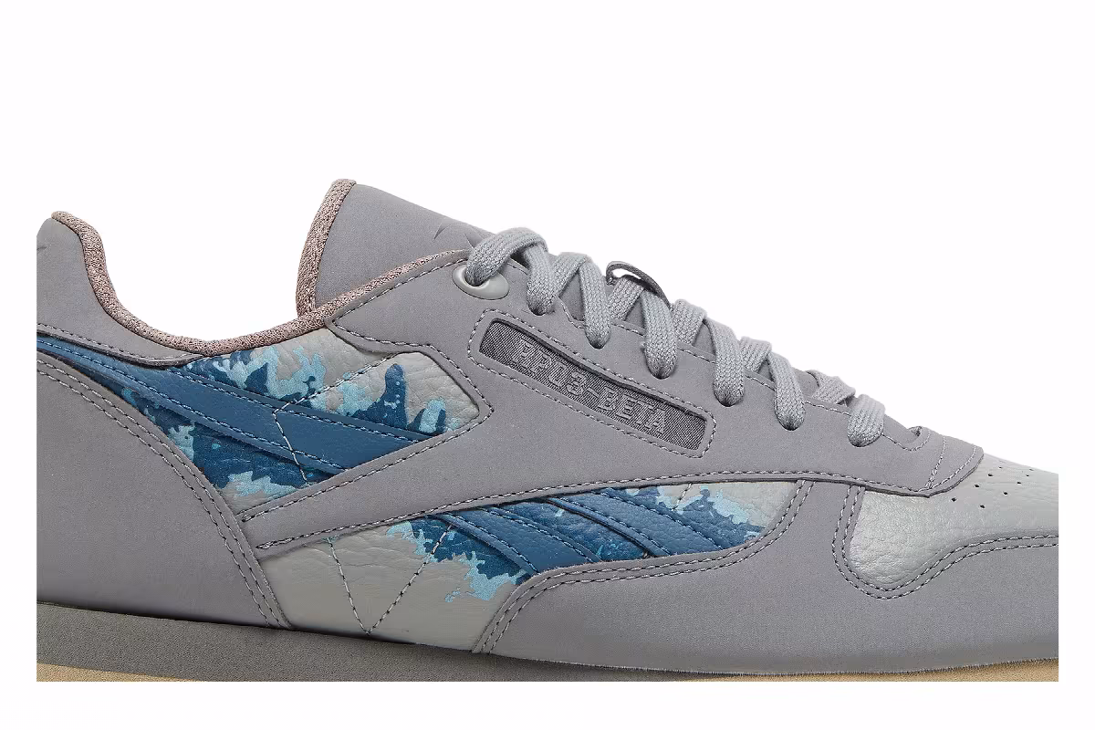 Jurassic World x Reebok Classic Leather Ripple Blue and Beta, view 3