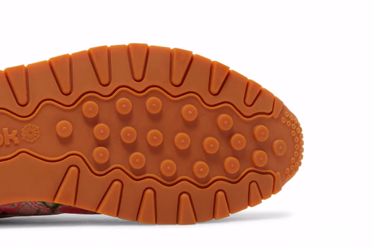 LQQK Studios x Reebok Classic Leather Leaf Camo - Bubble Gum, view 6